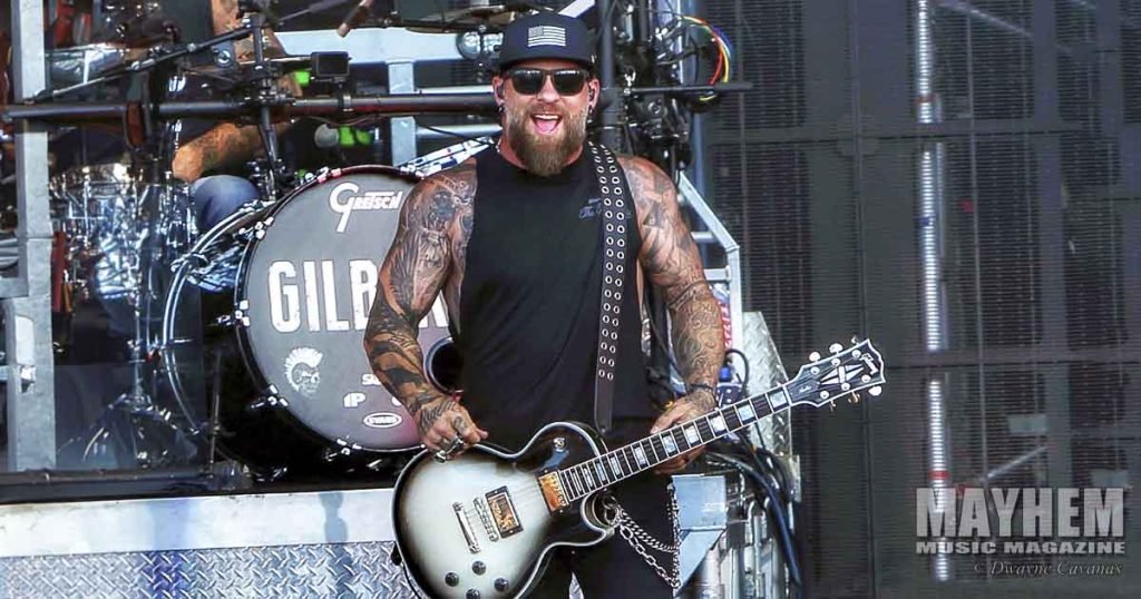 BRANTLEY GILBERT Live Review – Toyota Amphitheatre in Wheatland, Ca ...